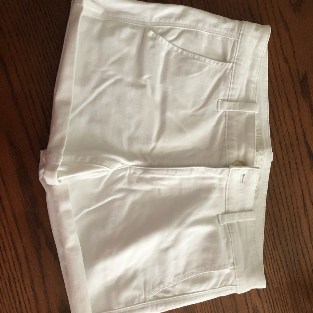 New Without Tags American Eagle White Shorts